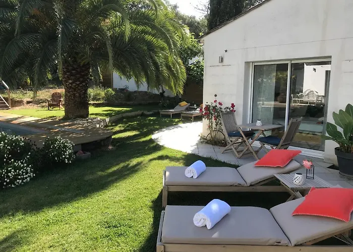 La Maison De La Dune: Beachfront Oasis With Jacuzzi And Heated Pool Guest house La Couarde-sur-Mer