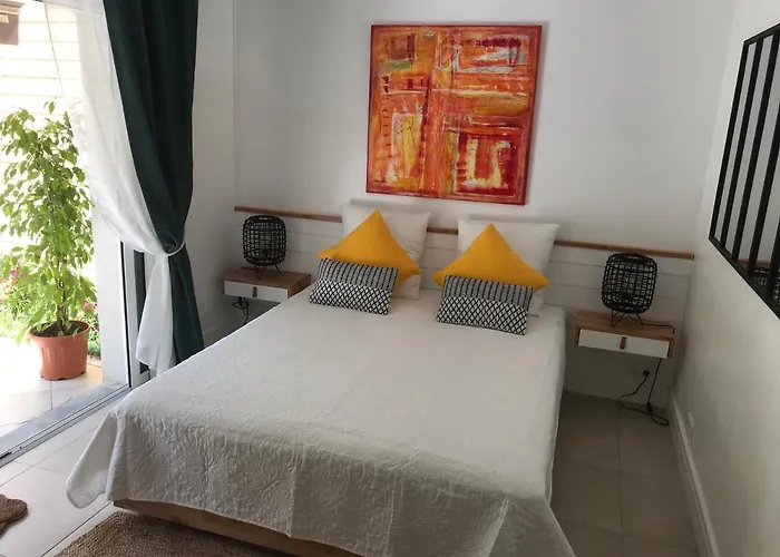 La Maison De La Dune: Beachfront Oasis With Jacuzzi And Heated Pool Guest house La Couarde-sur-Mer