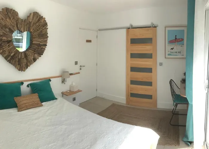 Casa de hóspedes La Maison De La Dune - Climatisées - Jacuzzi 1ère Séance Offerte - Piscine Chauffée Avec Abri Amovible - Située à 200m, Accès Direct Par Le Bois