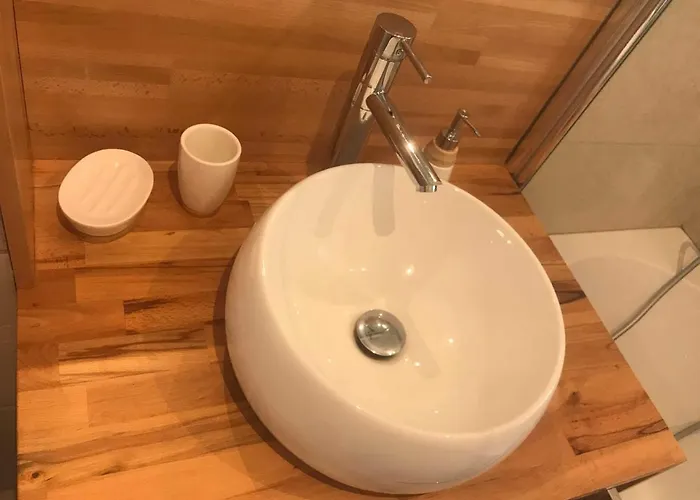 Casa de hóspedes La Maison De La Dune - Climatisées - Jacuzzi 1ère Séance Offerte - Piscine Chauffée Avec Abri Amovible - Située à 200m, Accès Direct Par Le Bois